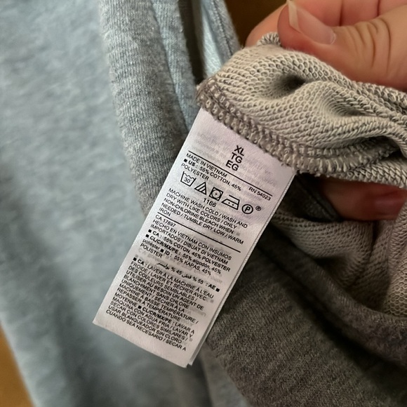 Old Navy Maternity Knotted-Strap Sweatpant Overalls XL - Picture 4 of 12